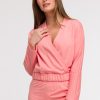 1073683 Sweatshirt model 211534 BeWear
