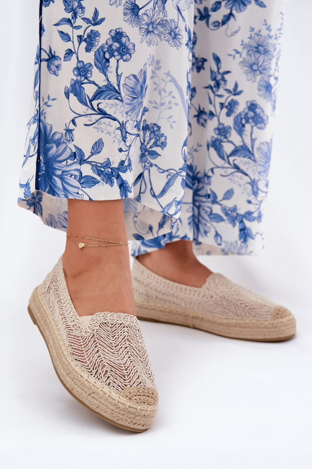 1074621 Espadrille model 211854 Step in style