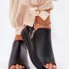 Buskin model 211945 Step in style