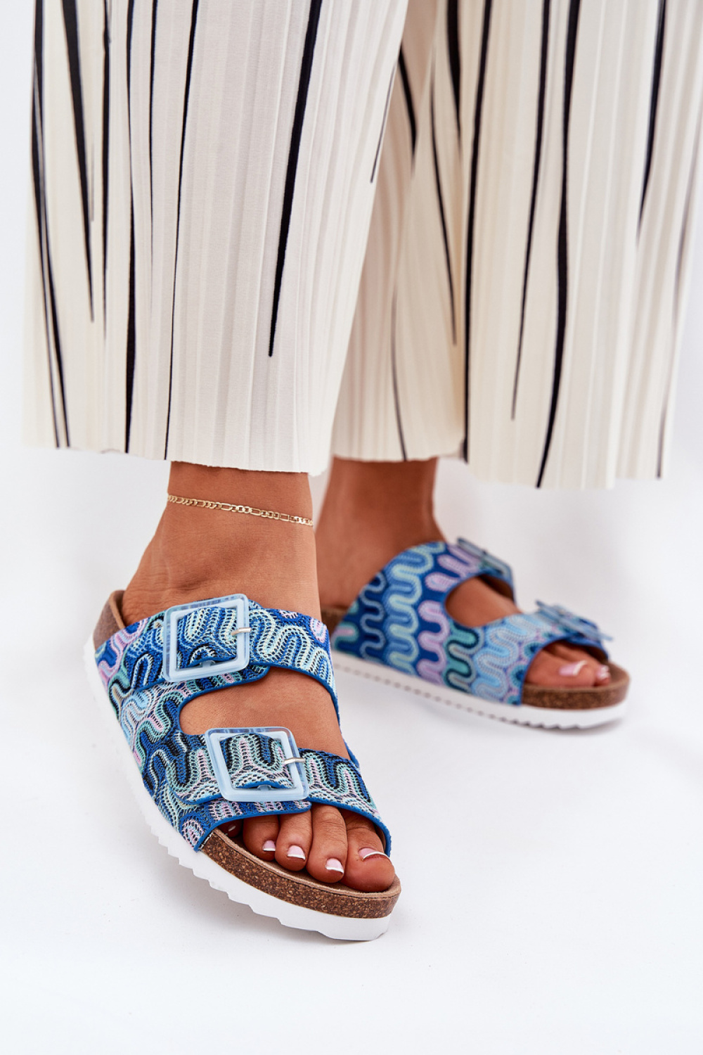 1074909 Flip-flops model 211961 Step in style