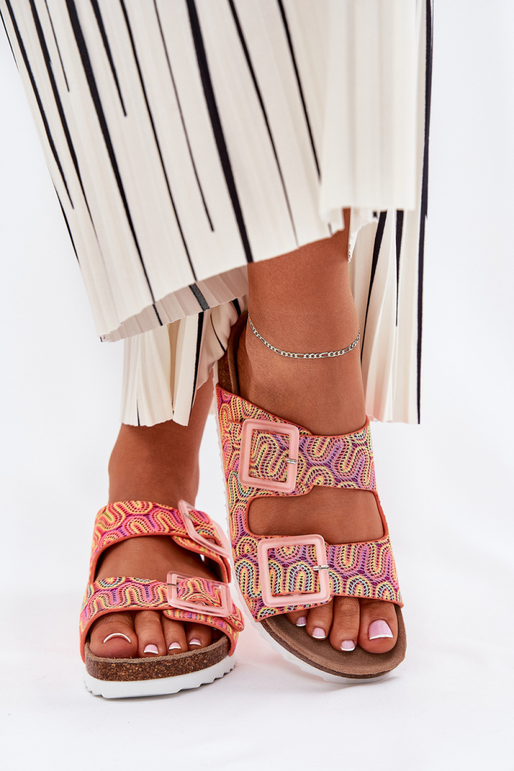 1074918 Flip-flops model 211964 Step in style