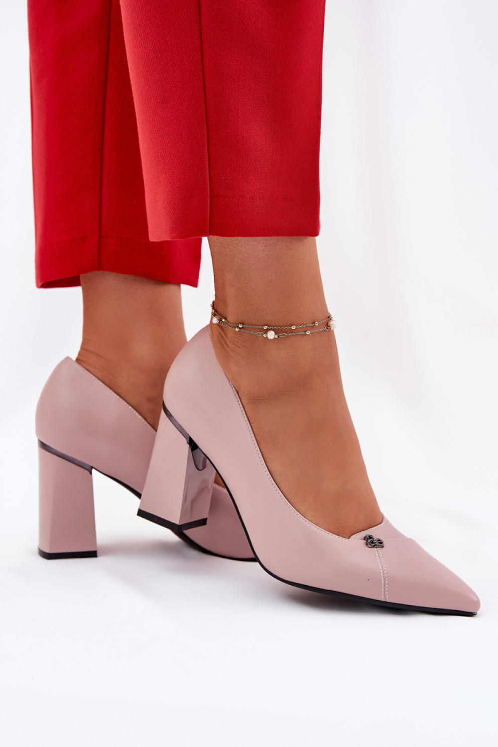 1074975 Block heel pumps model 211983 Step in style