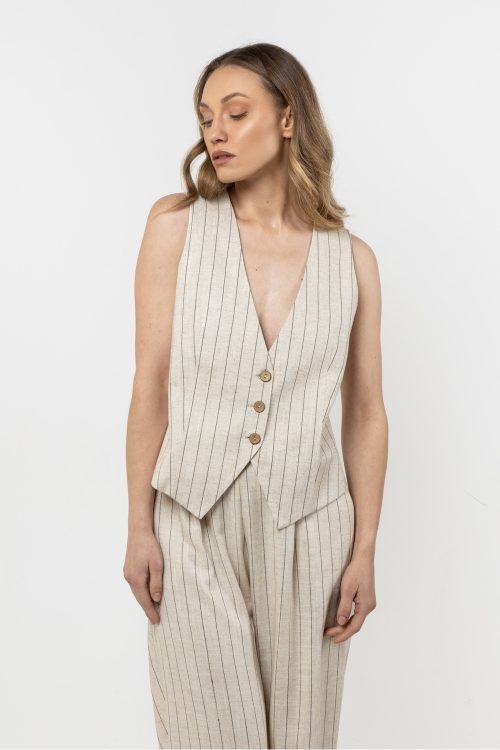 1075521 Gilet model 212179 awama