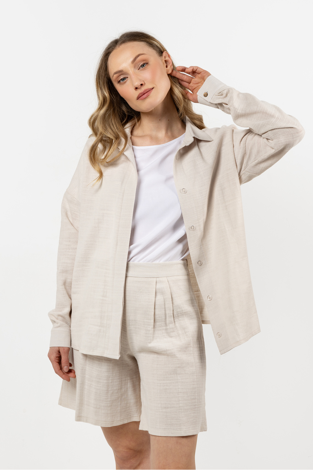 1075561 Long sleeve shirt model 212191 awama