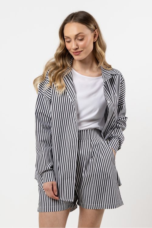 1075588 Long sleeve shirt model 212200 awama