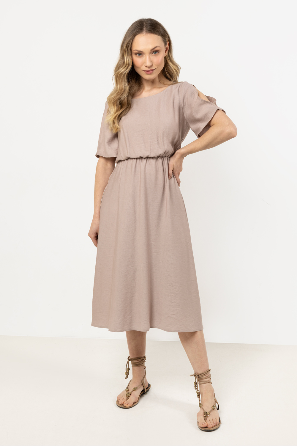 1075624 Daydress model 212211 awama
