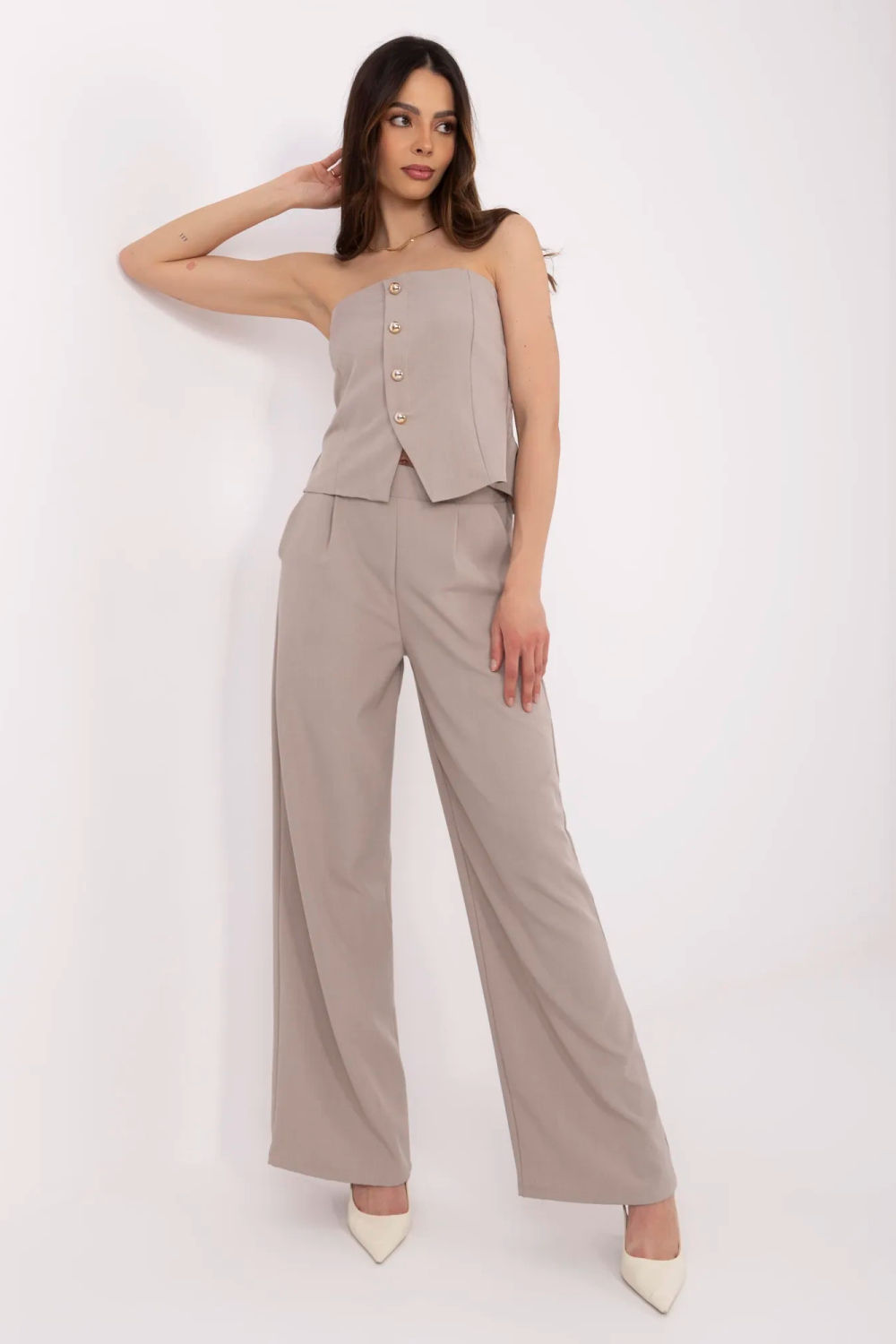 1075815 Set model 212277 Italy Moda