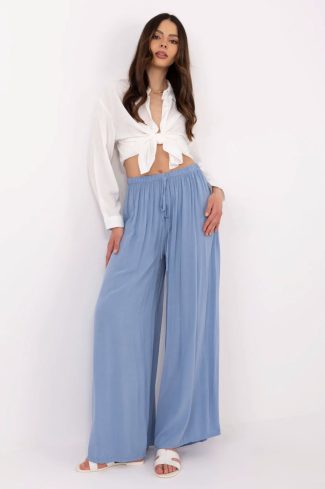 1075827 Women trousers model 212281 Italy Moda
