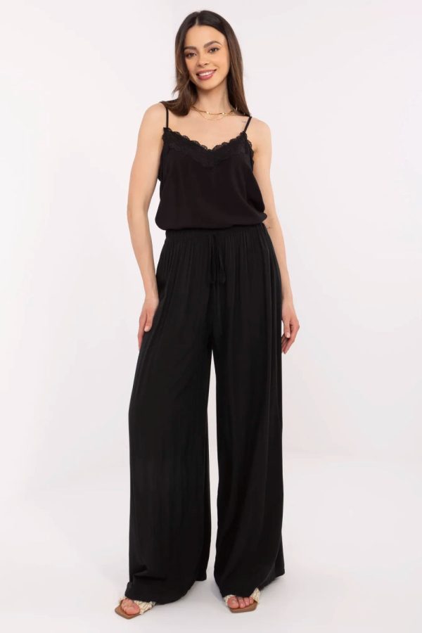 Women trousers model 212285 Italy Moda