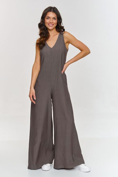 1076169 Suit model 212404 Makadamia