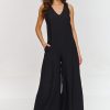 1076175 Suit model 212407 Makadamia