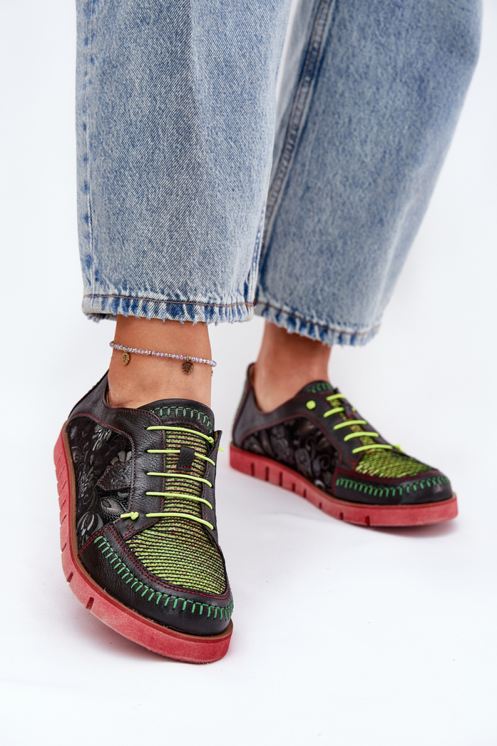 1076661 Half shoes model 212571 Step in style