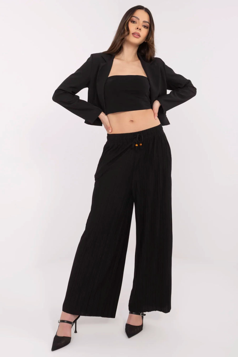 1076938 Women trousers model 212667 Sublevel