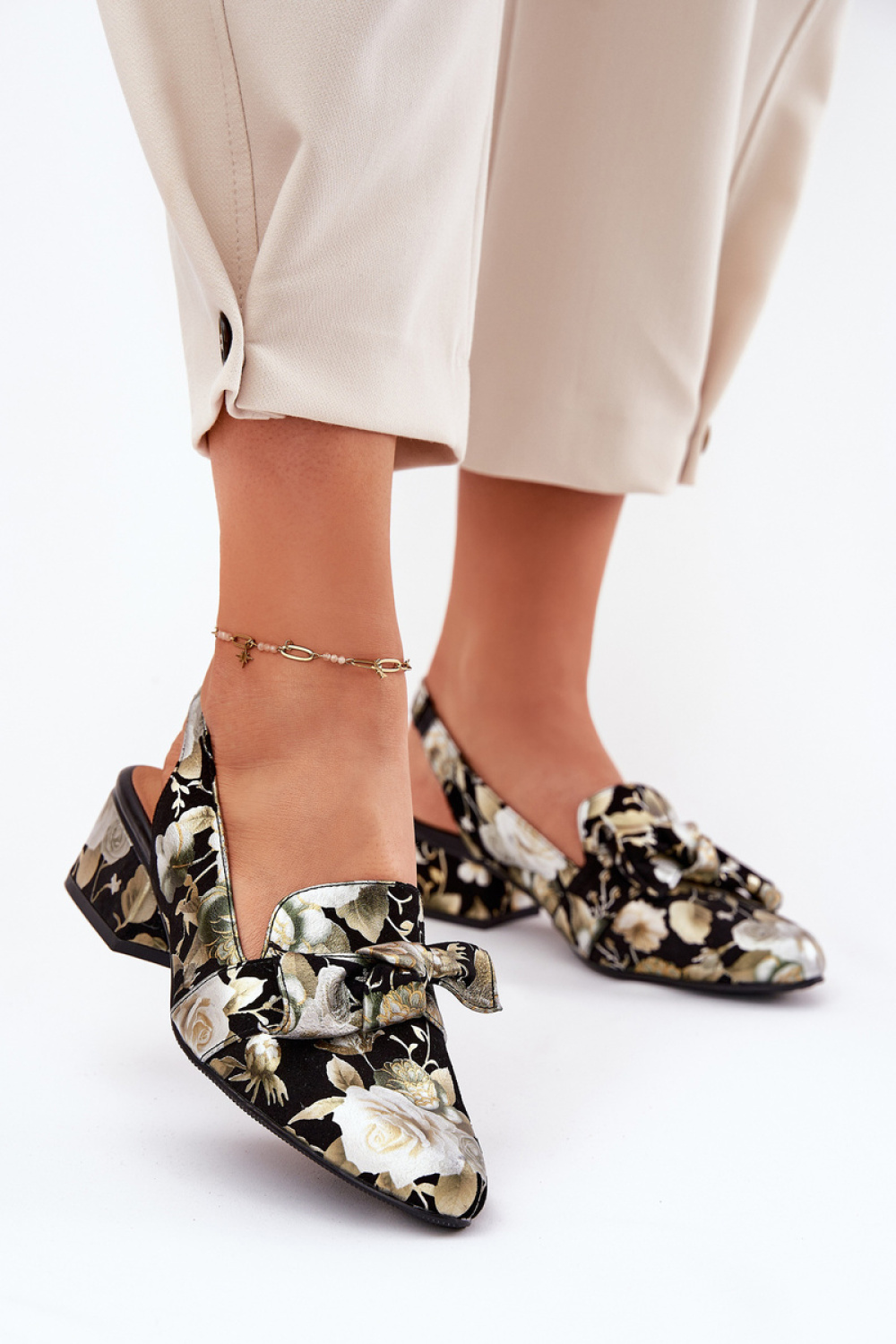 1077807 Heel pumps model 212998 Step in style