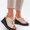 Buskin model 213005 Step in style