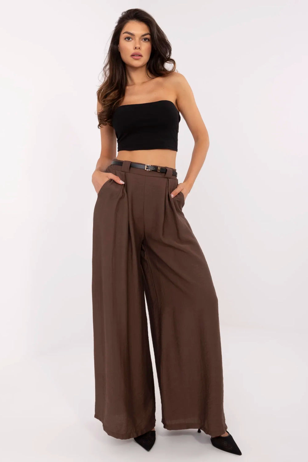 1078726 Women trousers model 213317 Italy Moda