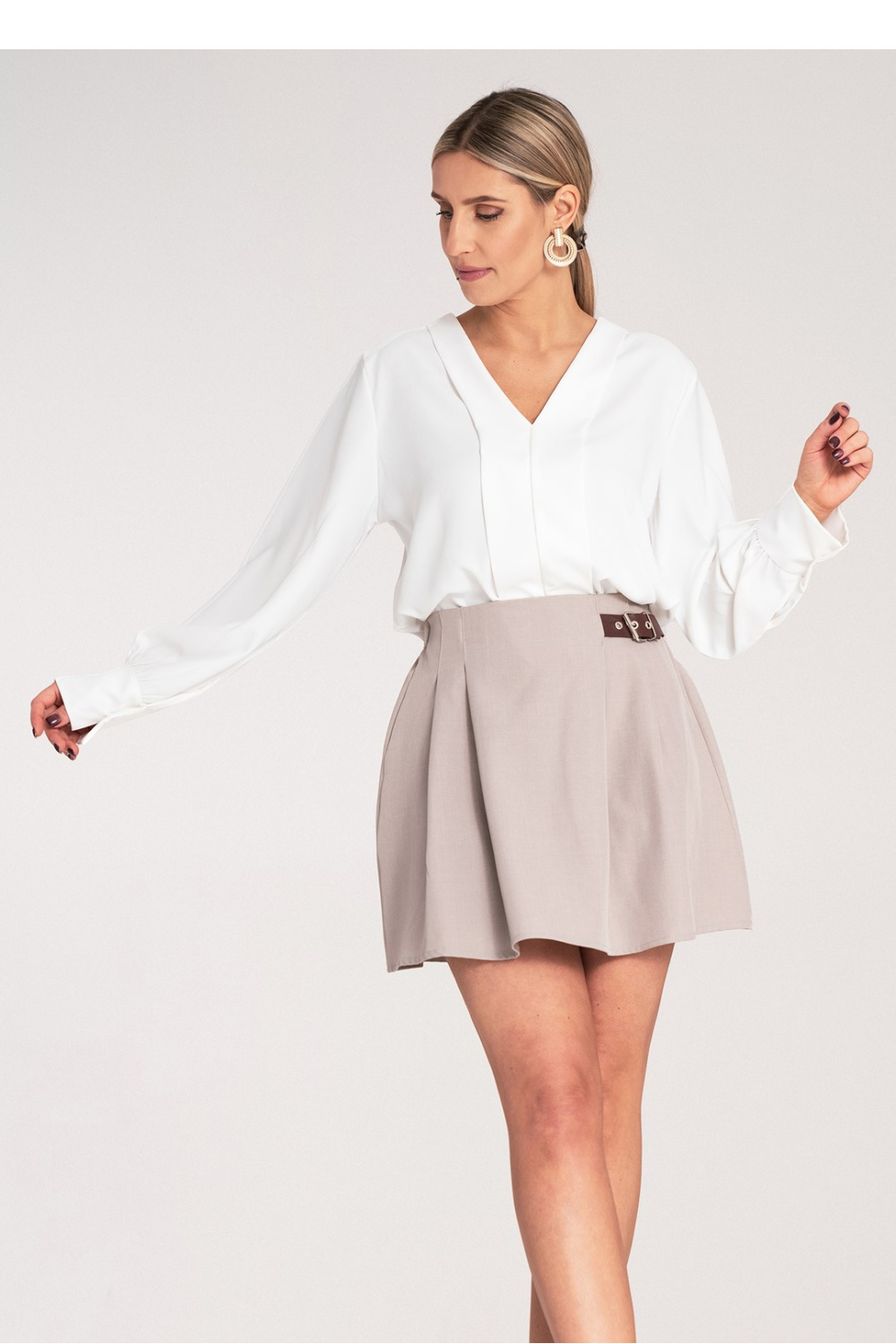 1083692 Short skirt model 214847 Figl