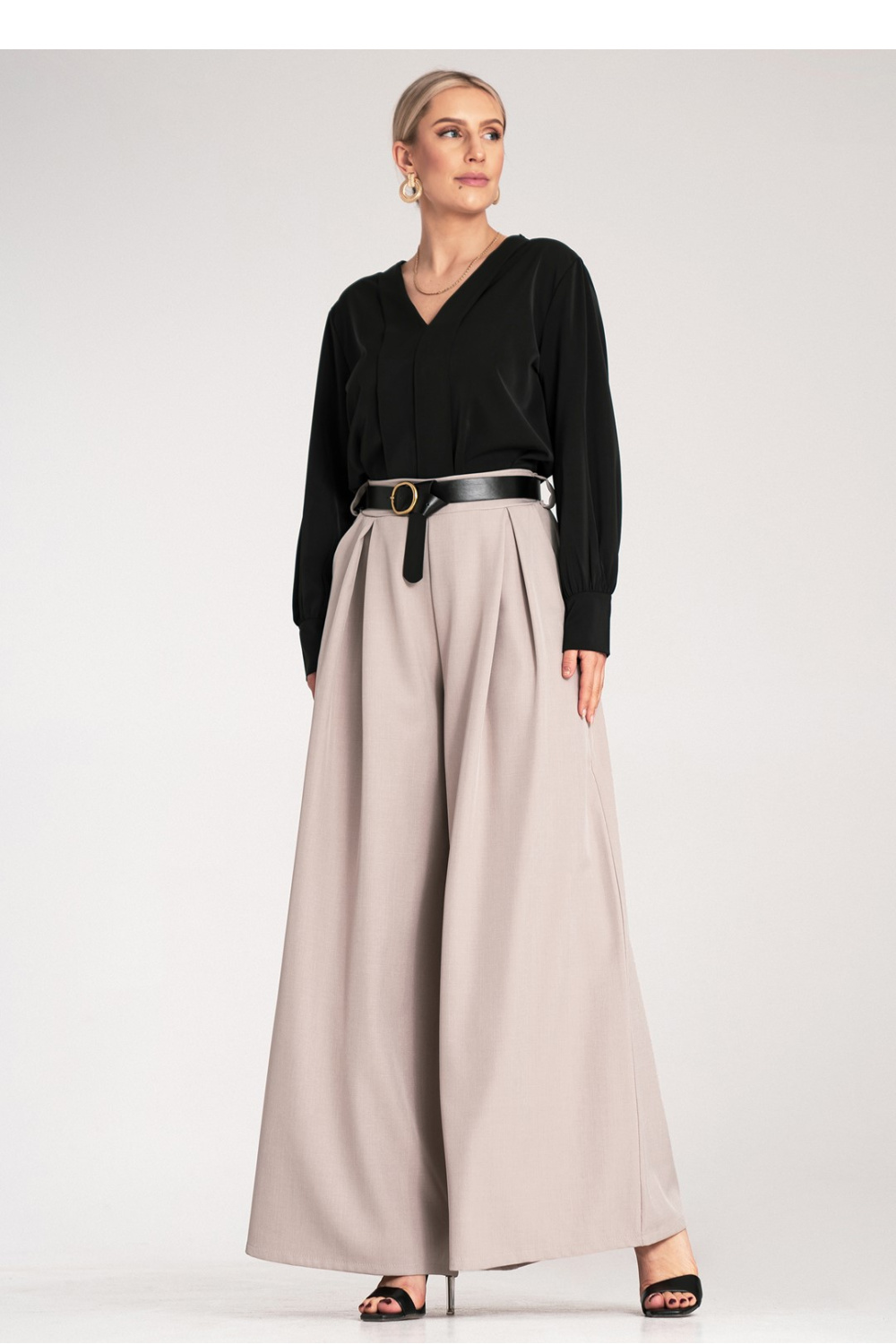 1084013 Women trousers model 214928 Figl