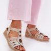 Buskin model 215013 Step in style