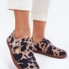 1084670 Barefoot model 215141 Step in style