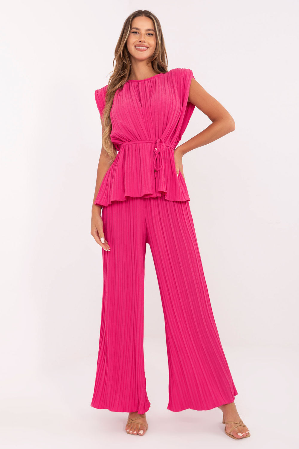 1085501 Set model 215407 Italy Moda