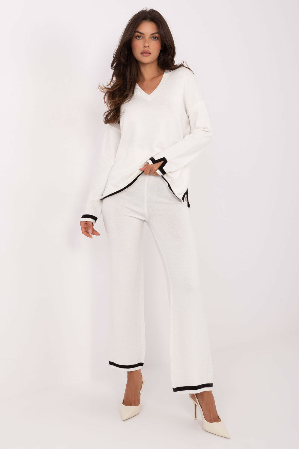 1089298 Set model 216697 Italy Moda