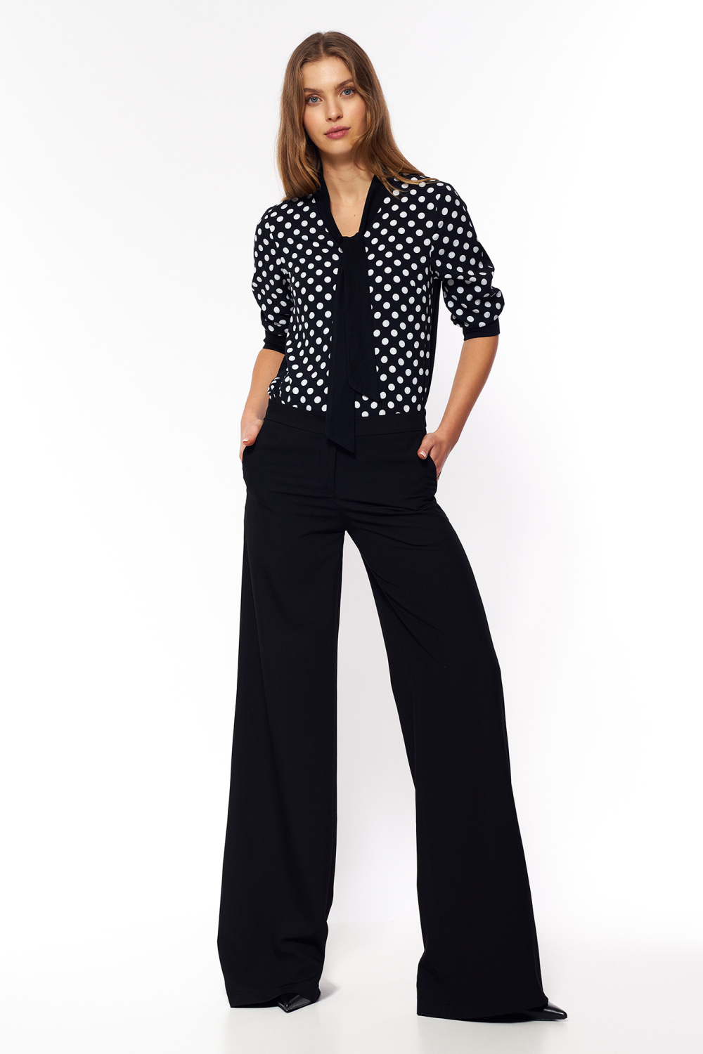 1089909 Trousers model 216895 Nife