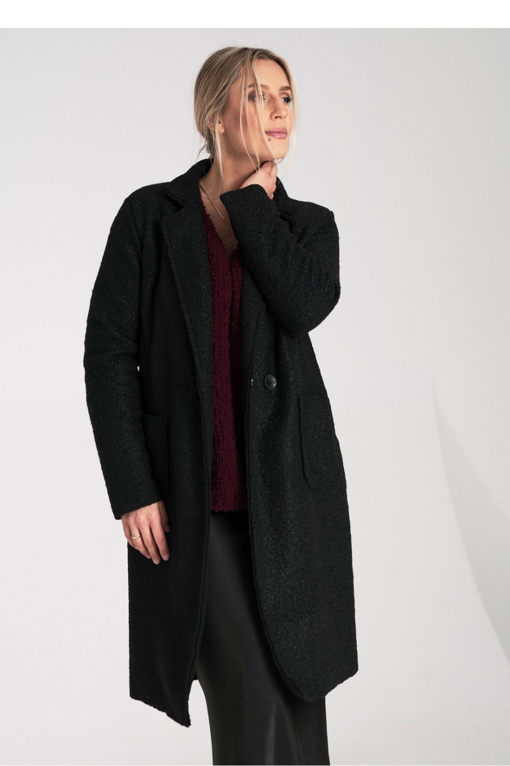 1090530 Coat model 217101 Figl