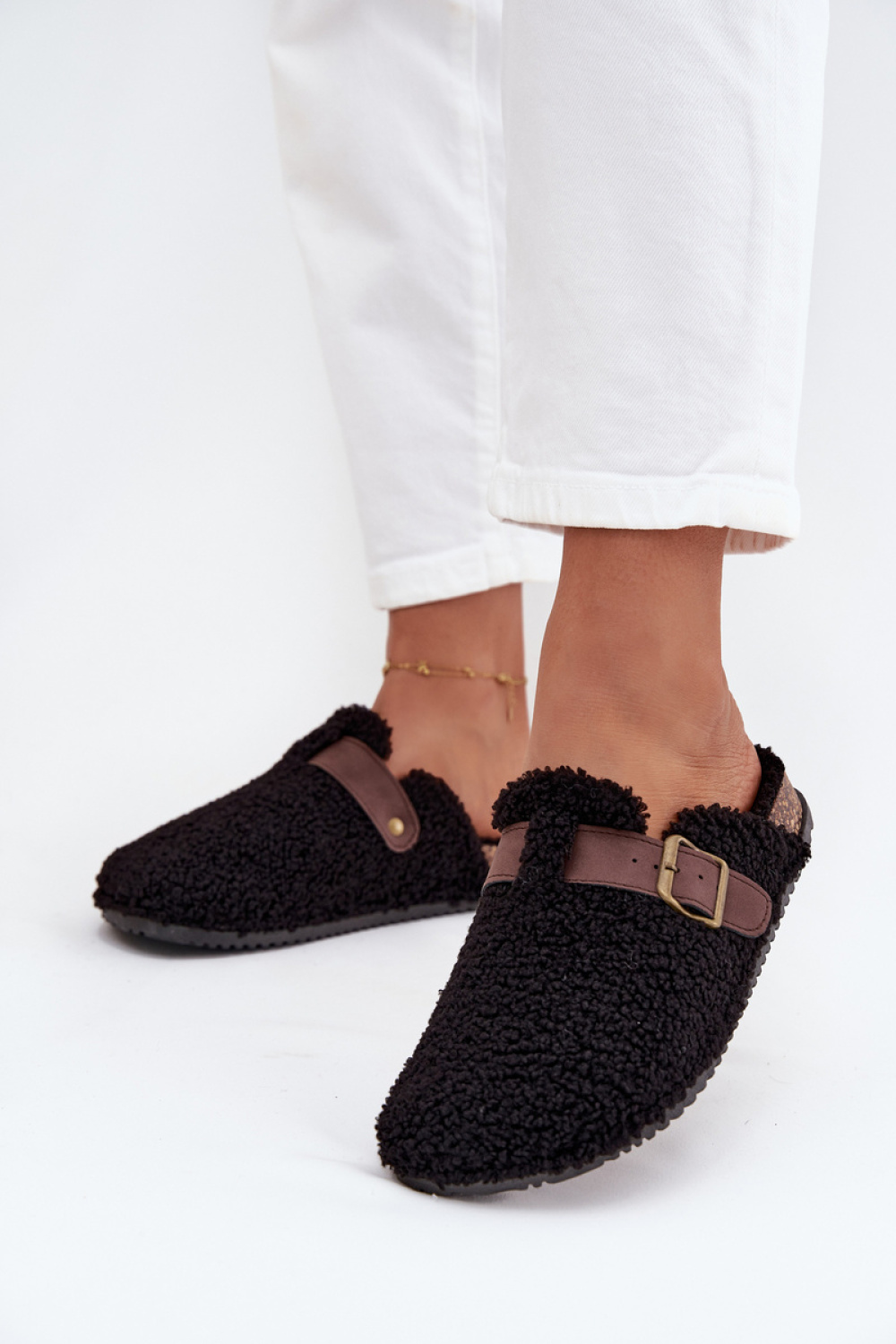 1091683 Slippers model 217490 Step in style