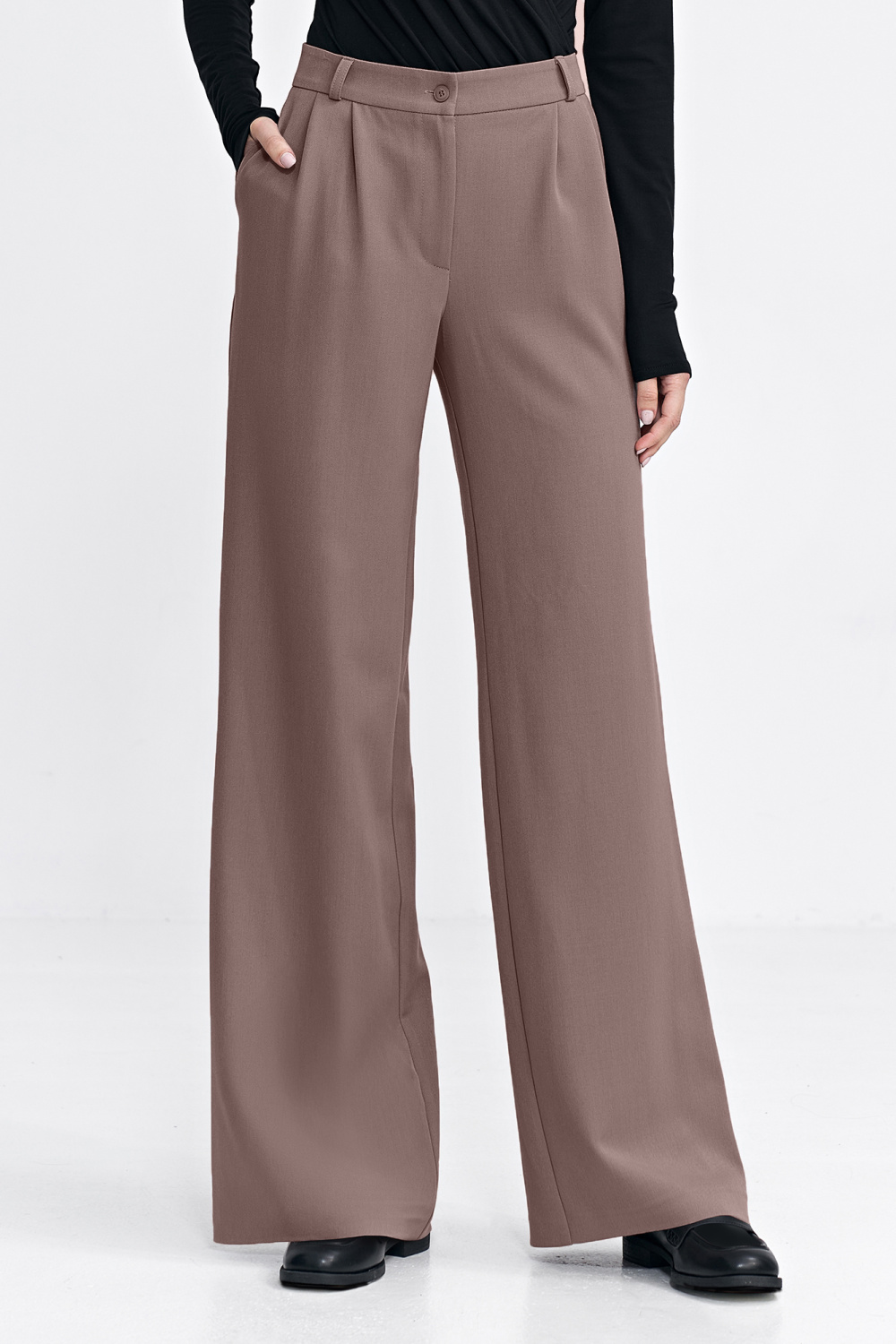 1091920 Trousers model 217569 Nife