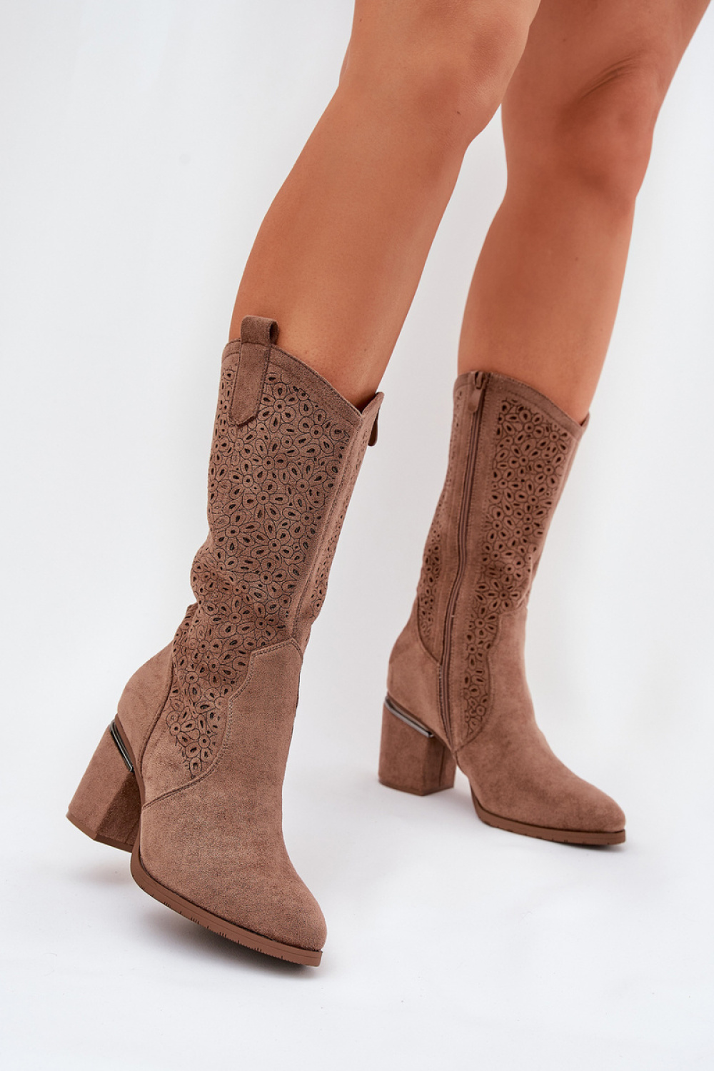 1094788 Open-work Boots model 218495 Step in style