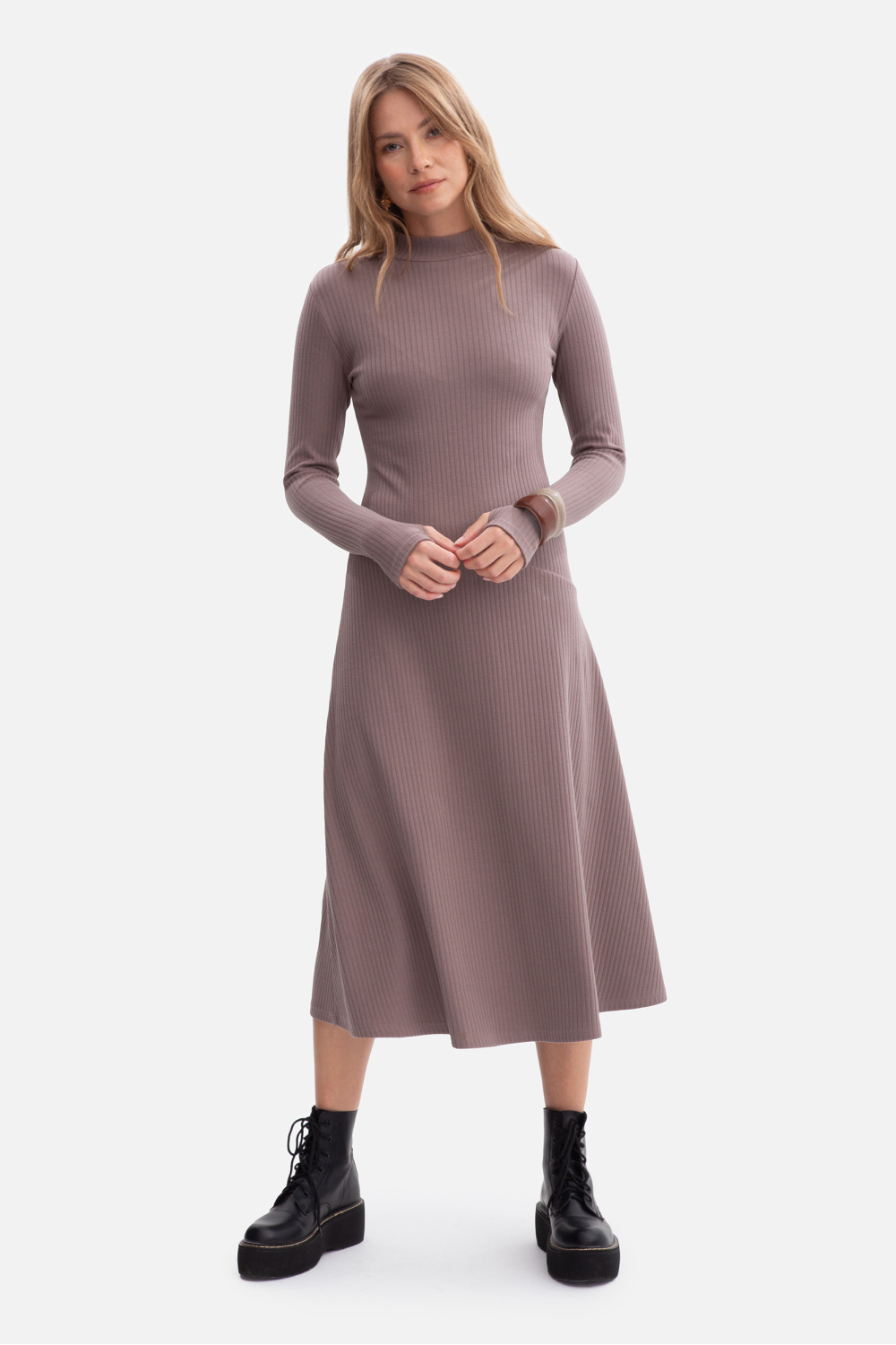 1095333 Daydress model 218667 BeWear