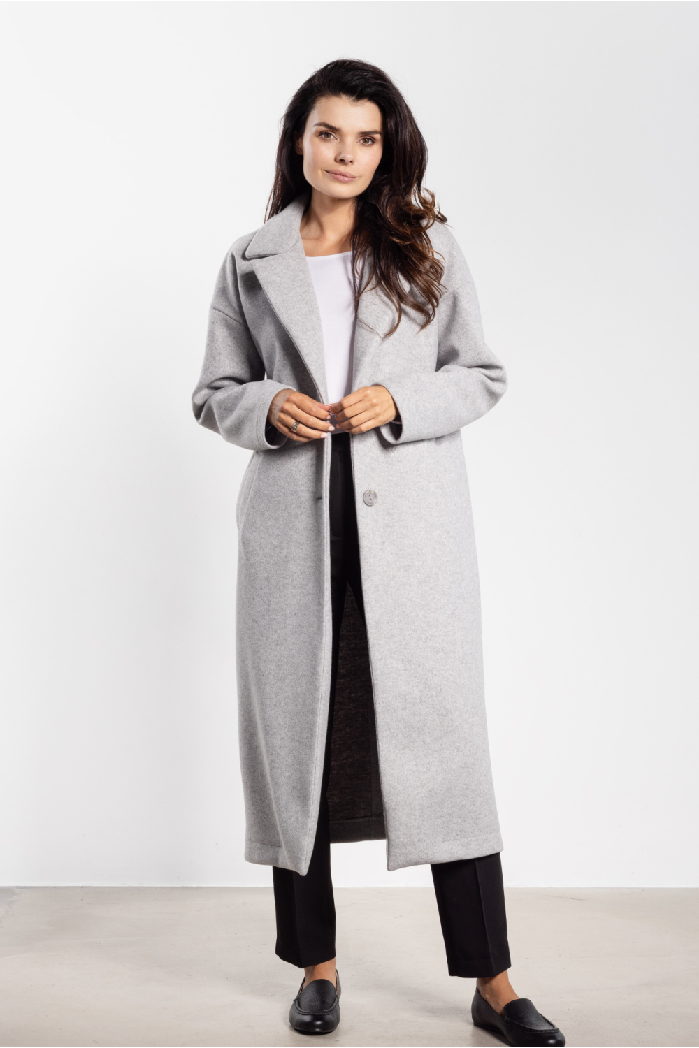 1096200 Coat model 218966 awama
