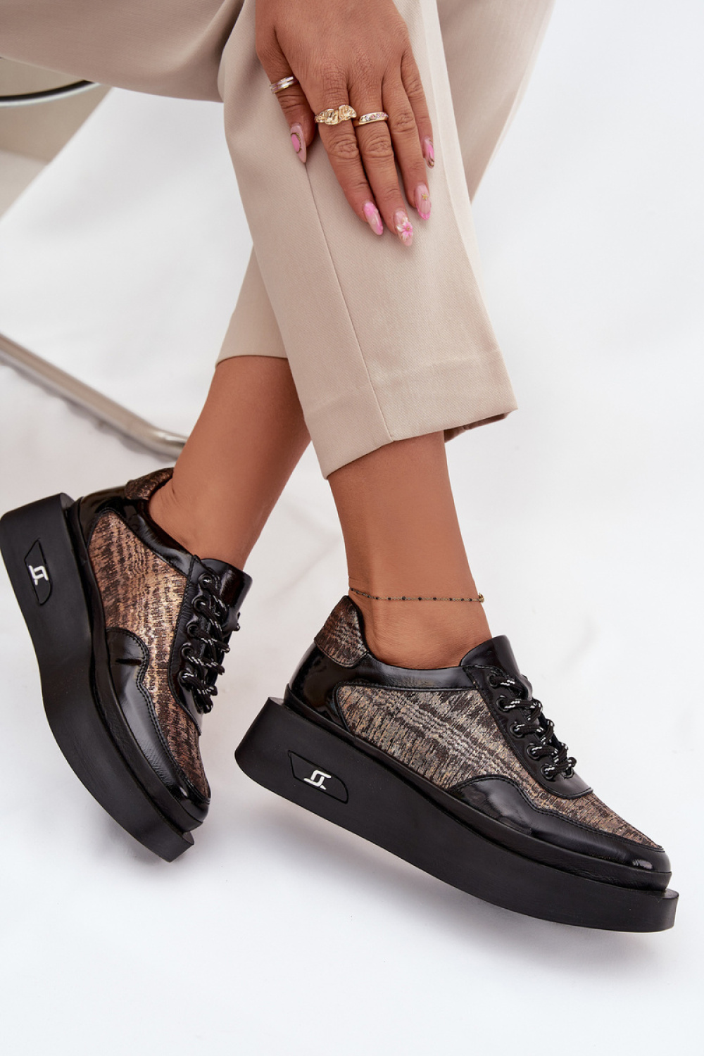 Platform shoes model 219105 Step in style