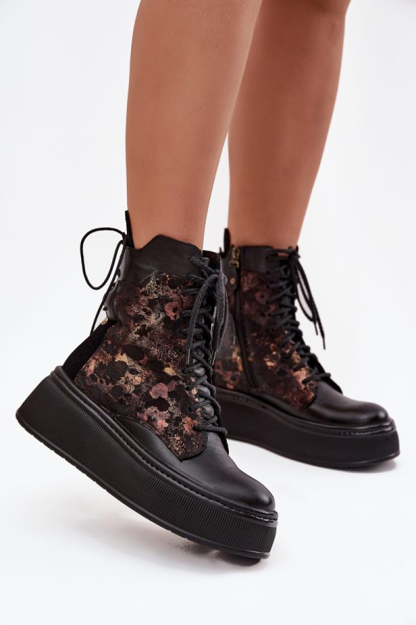 Platform boots model 219393 Step in style