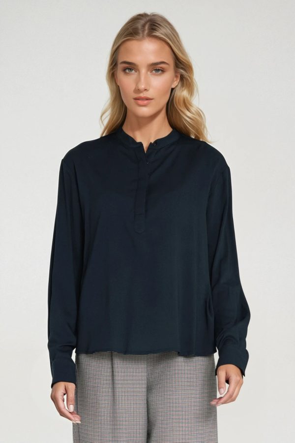 Blouse model 219775 Nife