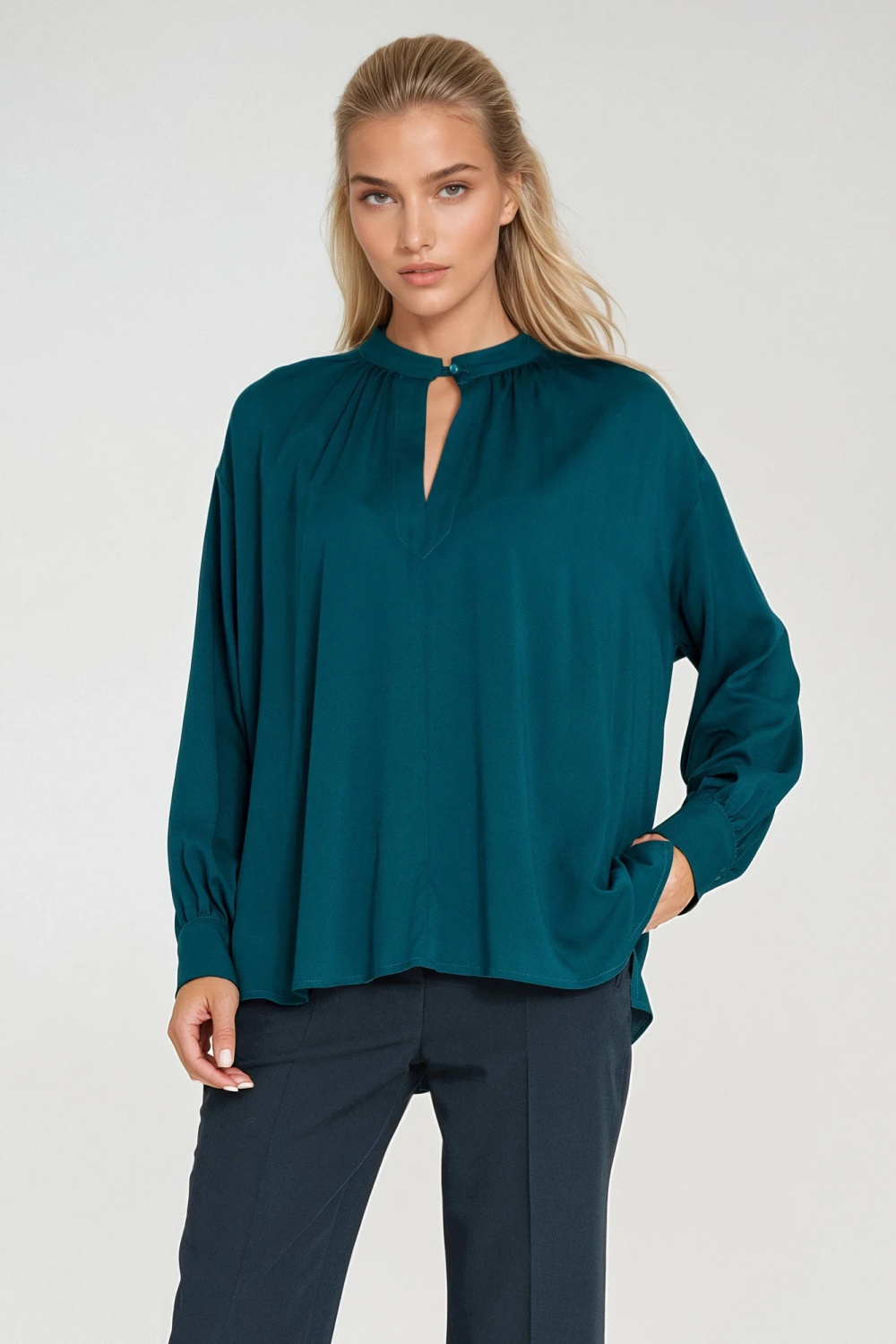 1098801 Blouse model 219787 Nife