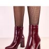 1100180 Heel boots model 220253 Solea