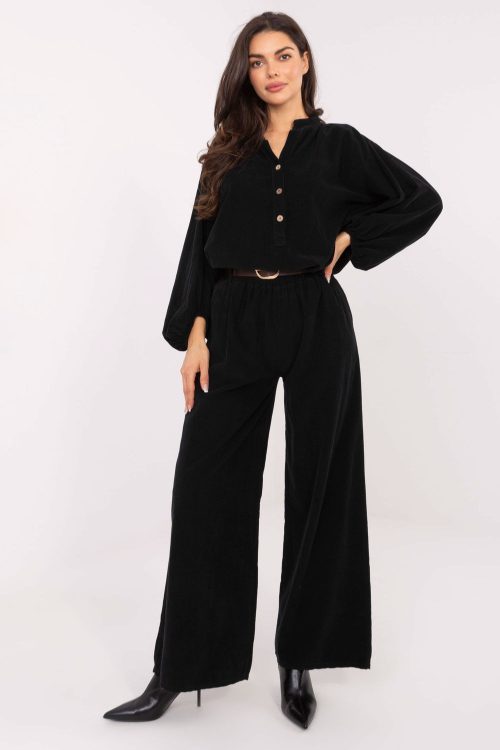 1100267 corduroy trousers model 220280 Italy Moda