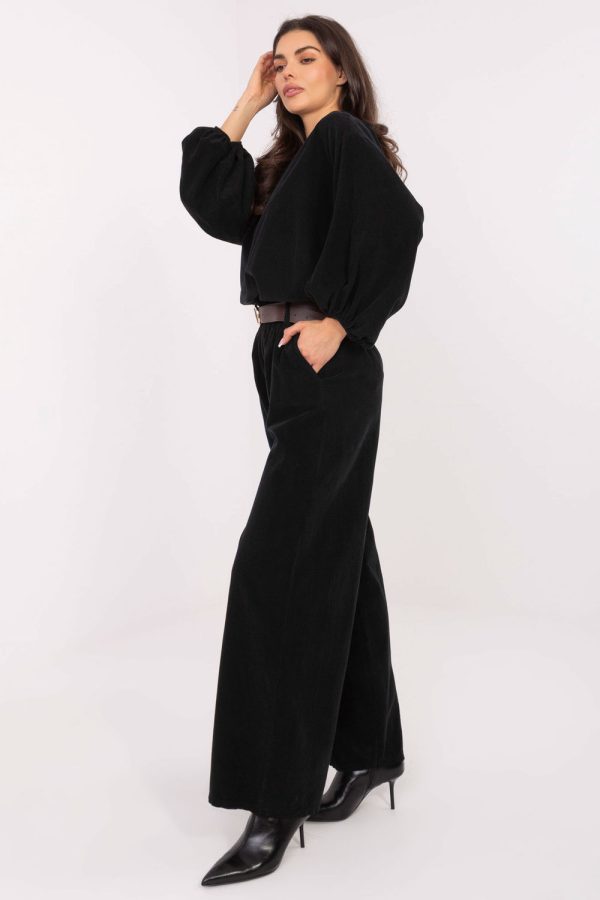 corduroy trousers model 220280 Italy Moda