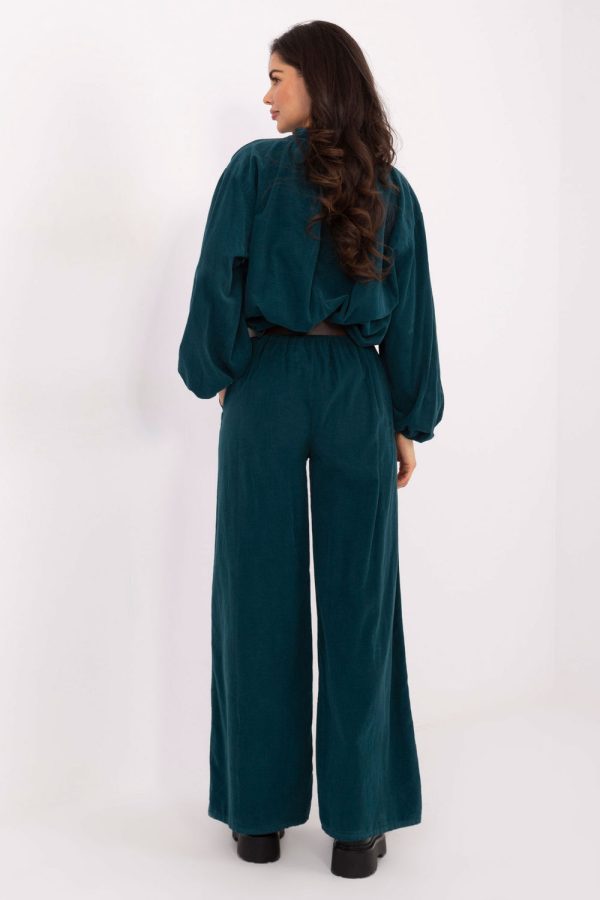 corduroy trousers model 220284 Italy Moda