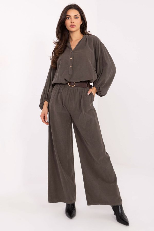 corduroy trousers model 220286 Italy Moda