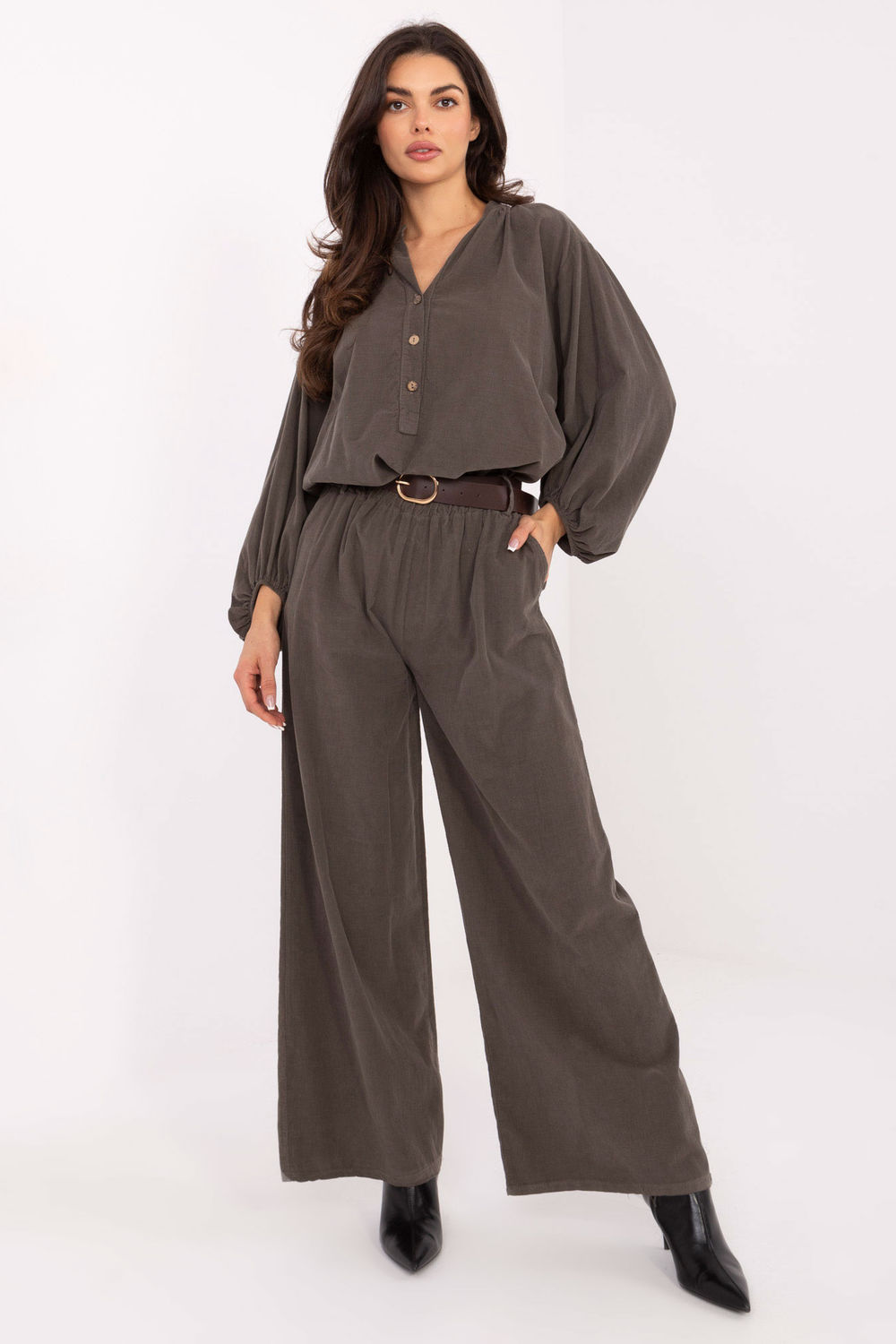 1100285 corduroy trousers model 220286 Italy Moda