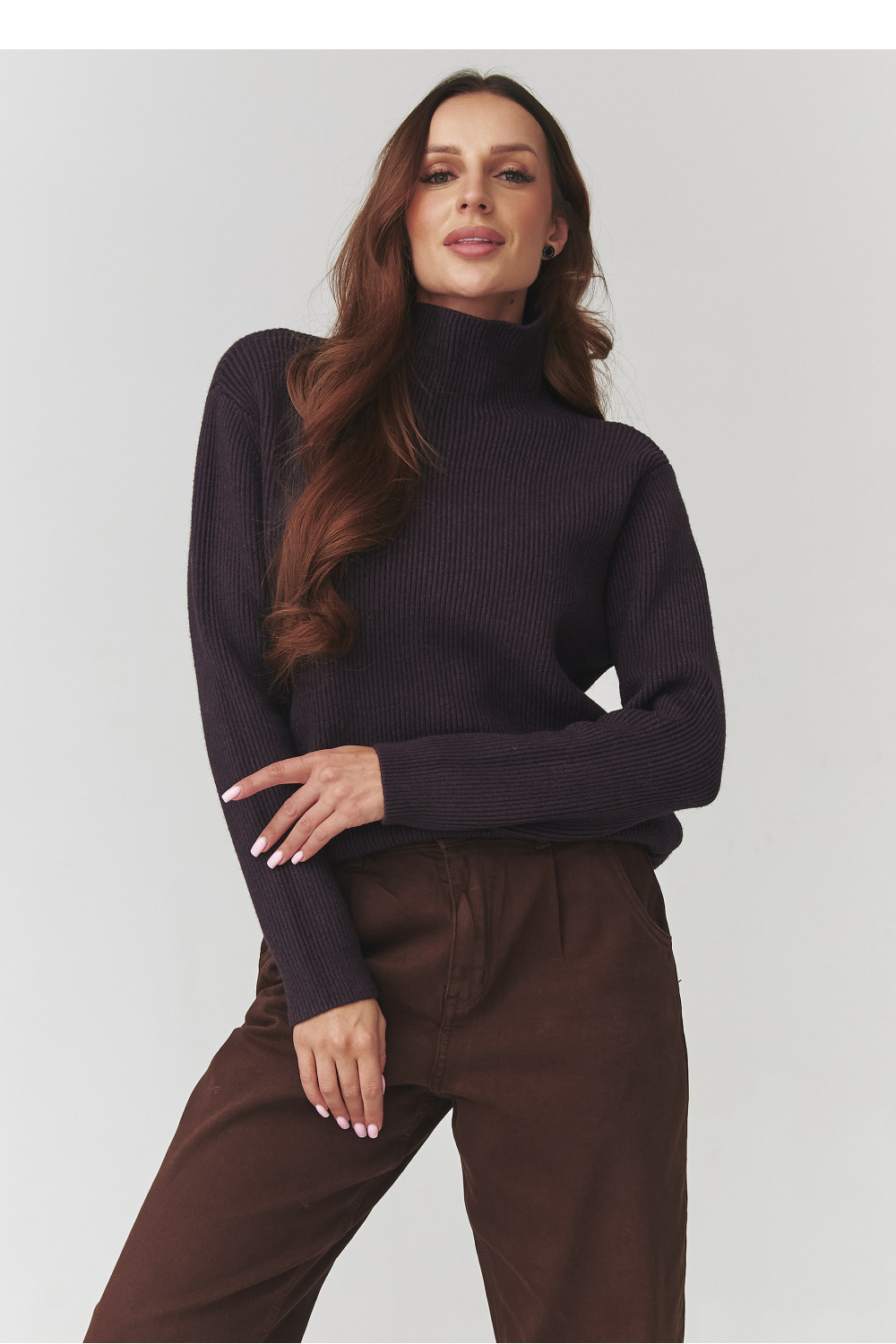 1101818 Turtleneck model 220773 Makadamia