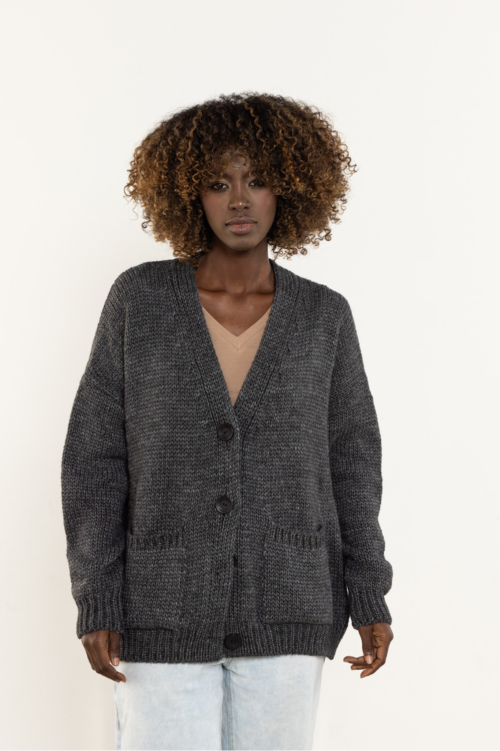 1102058 Cardigan model 220855 awama