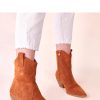 Heel boots model 221021 Solea