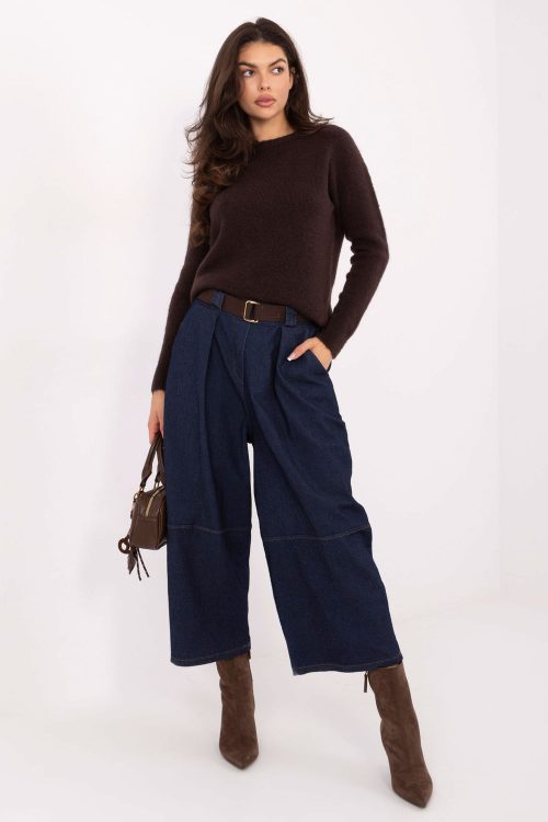 1102909 Jeans model 221115 Italy Moda