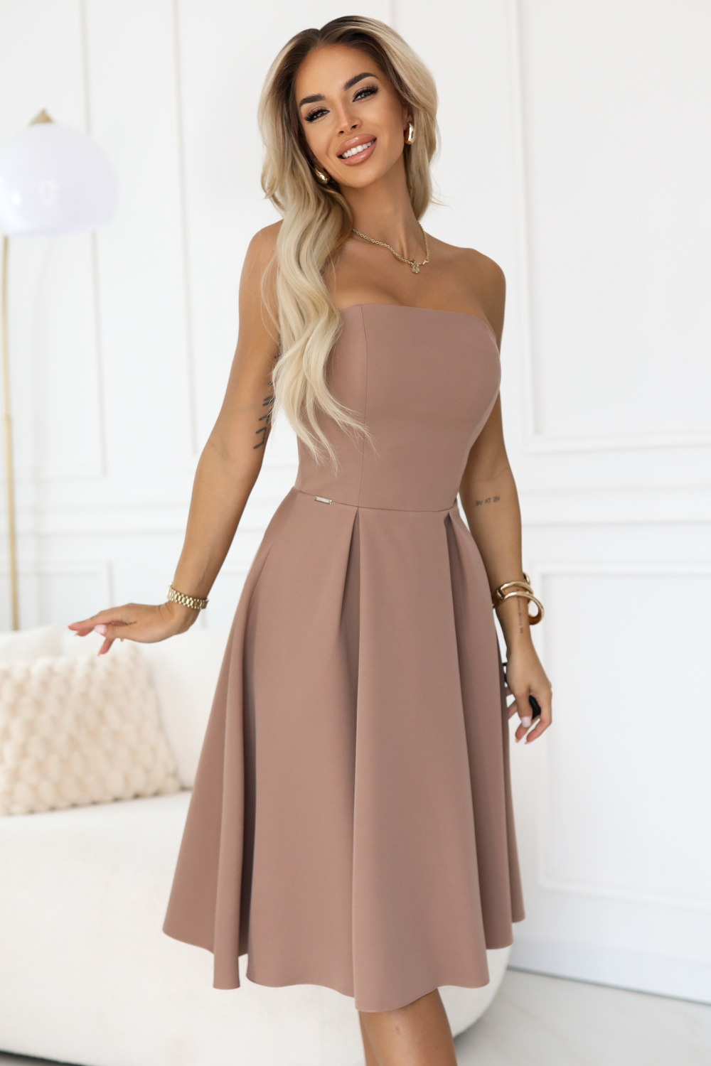1102916 Cocktail dress model 221118 Numoco