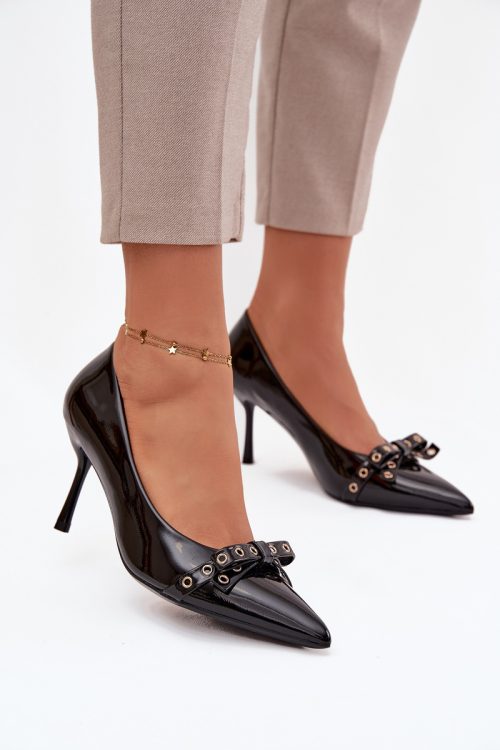 1103086 High heels model 221175 Step in style