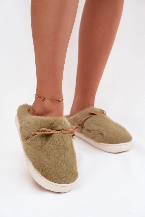 1104197 Slippers model 221506 Step in style